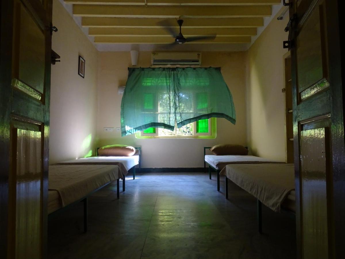 Routard Pondicherry Exterior photo